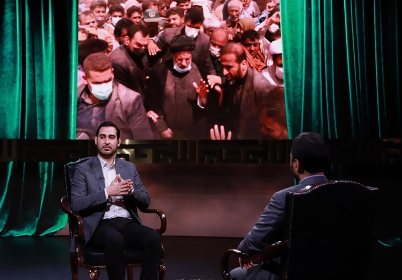 پخش لحظه پیدا کردن بالگرد شهدای خدمت در تلویزیون پخش لحظه پیدا کردن بالگرد شهدای خدمت در تلویزیون