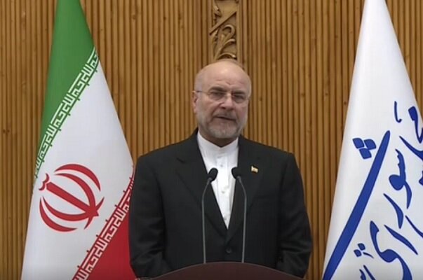 از رنجهای ما در وزارت آموزشوپرورش تغییر مدیریت بود از رنجهای ما در وزارت آموزشوپرورش تغییر مدیریت بود