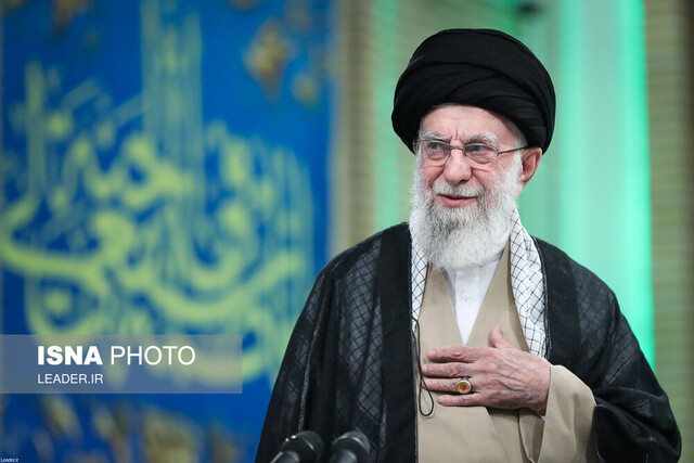 جمعی از معلمان کشور با رهبر انقلاب دیدار میکنند جمعی از معلمان کشور با رهبر انقلاب دیدار میکنند