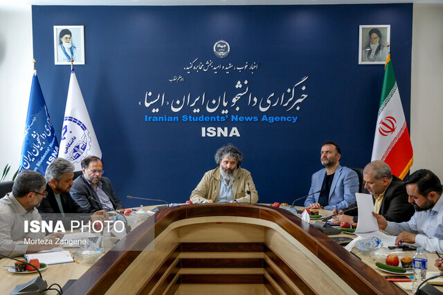 تلویزیون چگونه میتواند آیینه تمامنمای همه مردم باشد؟ تلویزیون چگونه میتواند آیینه تمامنمای همه مردم باشد؟