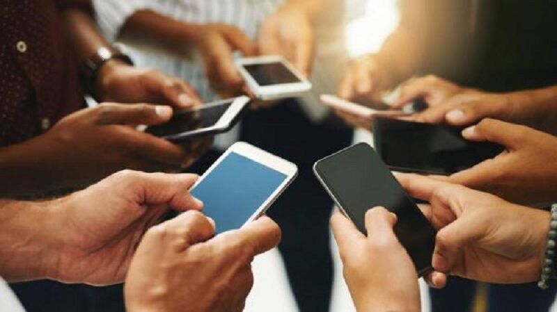 آیا اعتیاد به اینترنت ریشه در کودکی دارد؟ آیا اعتیاد به اینترنت ریشه در کودکی دارد؟