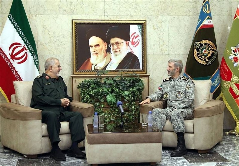 دیدار سرلشکر پاکپور و امیر حاتمی
