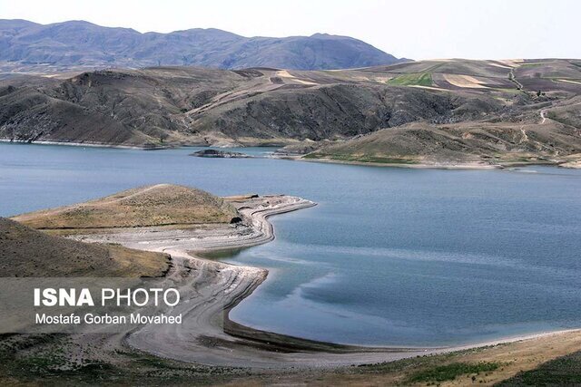 مصرف آب در ایران؛ جهل فرهنگی یا بیکفایتی مدیریتی؟ مصرف آب در ایران؛ جهل فرهنگی یا بیکفایتی مدیریتی؟