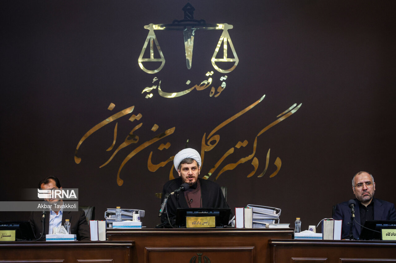 چهل و یکمین جلسه دادگاه رسیدگی به اتهامات منافقین چهل و یکمین جلسه دادگاه رسیدگی به اتهامات منافقین