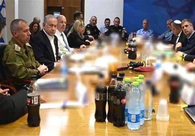 نتانیاهو شماری از وزاری کابینه را به جلسه راه نداد نتانیاهو شماری از وزاری کابینه را به جلسه راه نداد