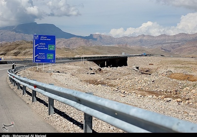 چرا دریافت عوارض ۳ آزادراه دوباره دستی شد؟ چرا دریافت عوارض ۳ آزادراه دوباره دستی شد؟