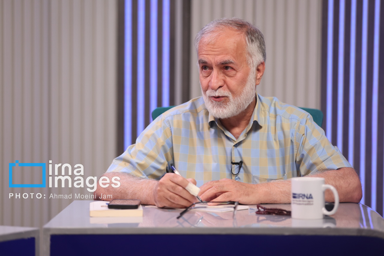 با تولید محتوا به جنگ تبلیغاتی دشمن برویم