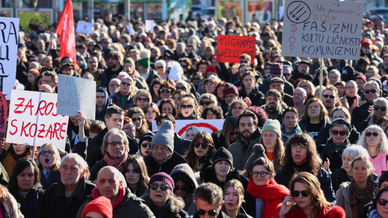 مردم کرواسی علیه فاشیست‌ها تظاهرات کردند