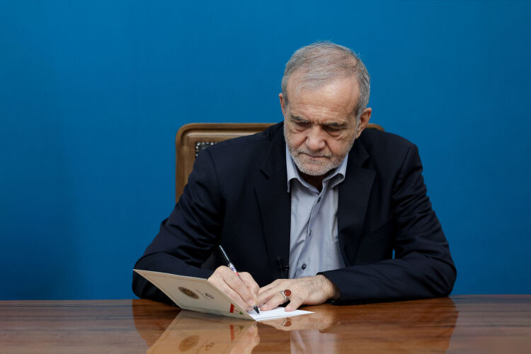 ماموریت وزیر کشور برای گفت وگو با نمایندگان معترضان