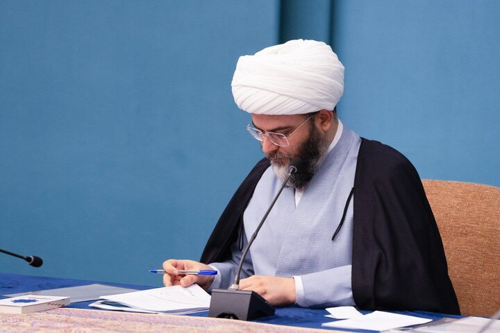 این شرایط اقتصادی در شأن مردم عزیز ما نیست