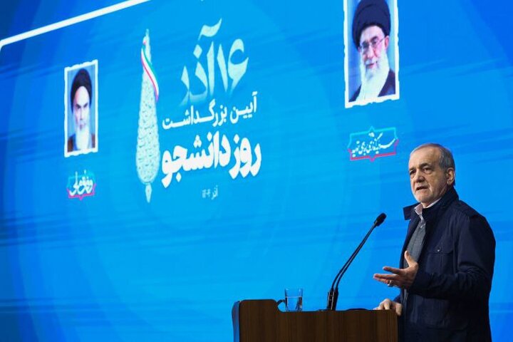 توزیع بنزین با شرایط کنونی ضد عدالت است توزیع بنزین با شرایط کنونی ضد عدالت است