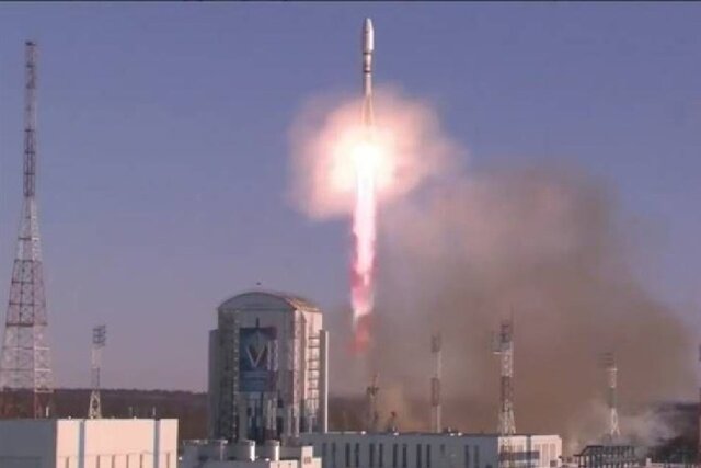 با کوثر به فضا پیام دهید