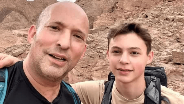 افشای دروغ بزرگ منافقین درباره کشته خیابان پیروزی